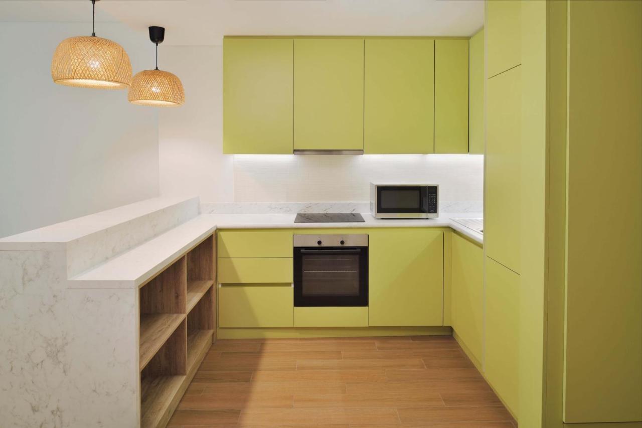Element By Westin City Center Doha Buitenkant foto A modern kitchen