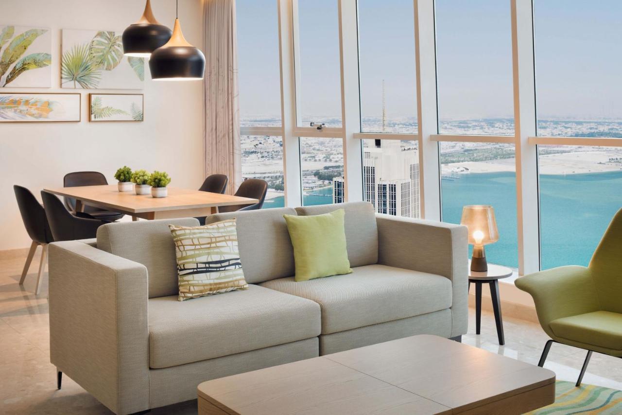 Element By Westin City Center Doha Buitenkant foto A living room at the hotel