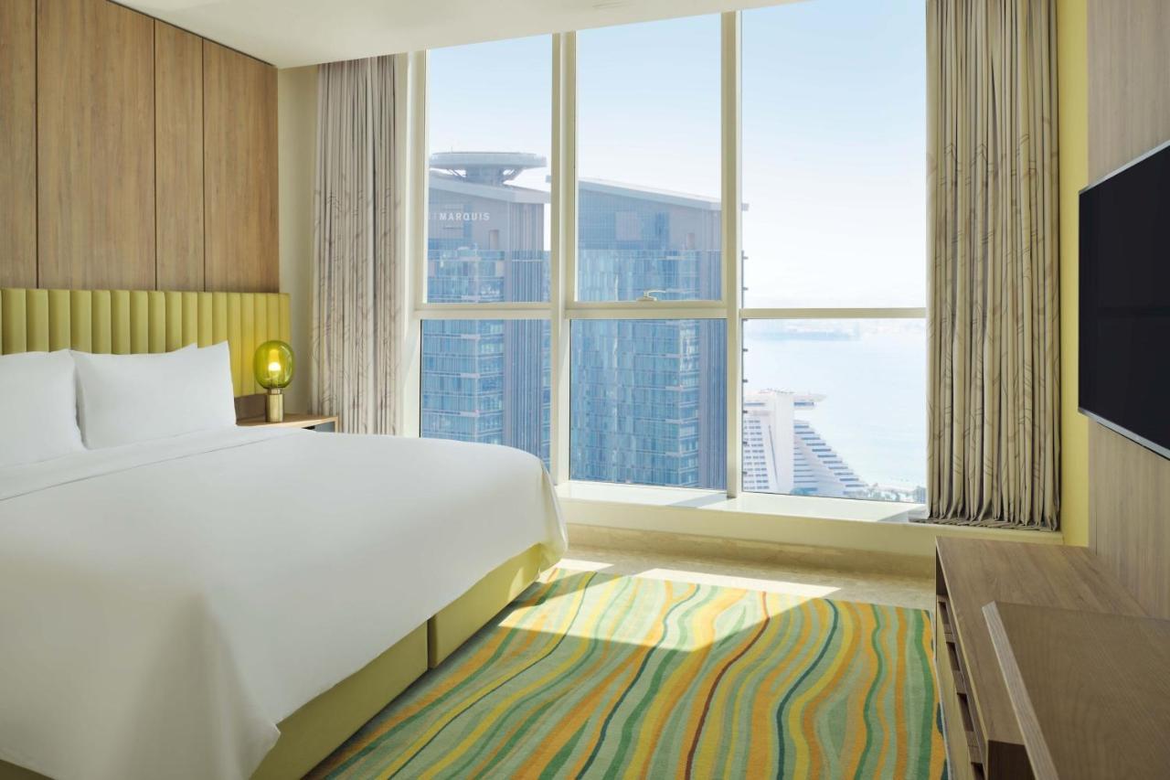 Element By Westin City Center Doha Buitenkant foto A bedroom at the hotel